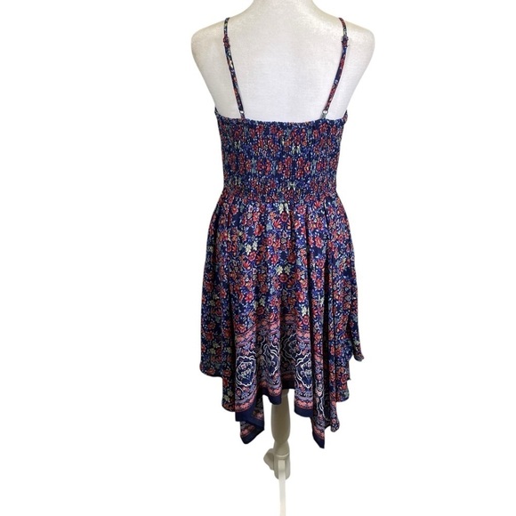 BAND OF GYPSIES Women's size M floral ditzy sleeveless dress hankerchief hem - Picture 5 of 9